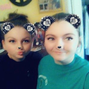 Meet your Posher, Hallye